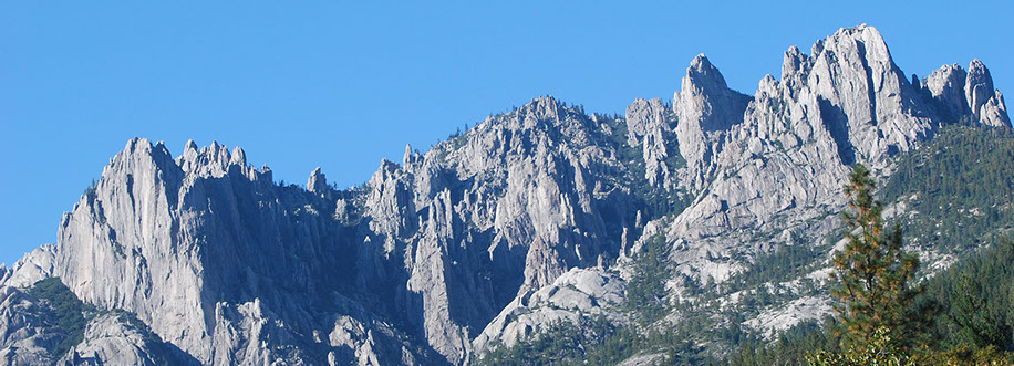 castle crags state park in northern california